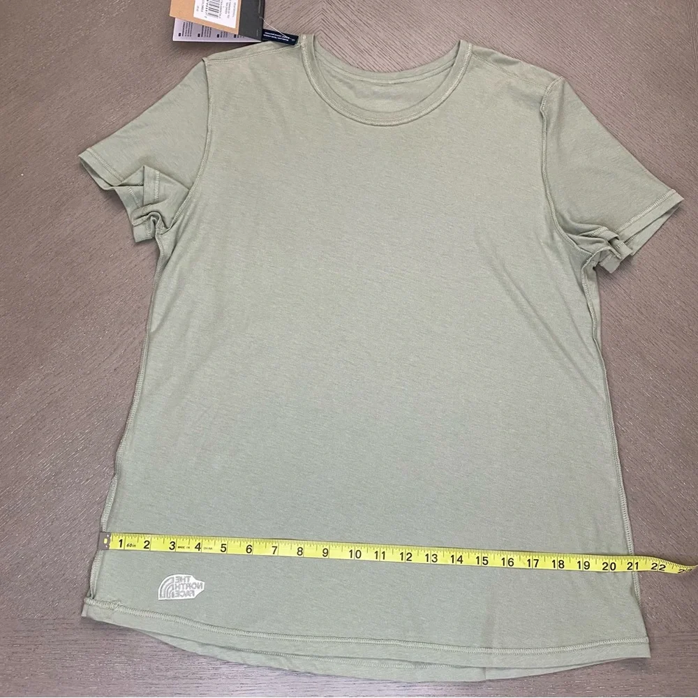 NWT The North Face Women’s Tea Green W Terrain SS Large Short Sleeve Tee - Picture 6 of 16